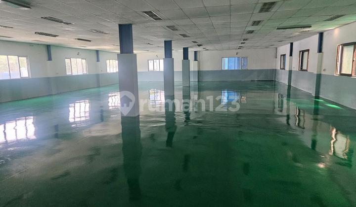Former Plastic Factory Rented Cheaply Former Plastic Factory Rented Cheaply