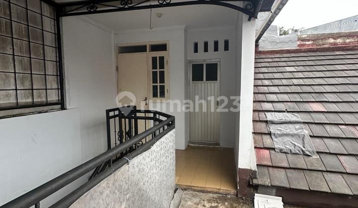 Dijual Rumah 1 1/2 lantai Siap Huni  Berlokasi di Sentul city 