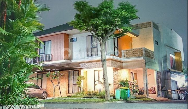 Rumah Stategis Di Pamulang Ada Kolam.renang Rumah Stategis Di Pamulang Ada Kolam.renang