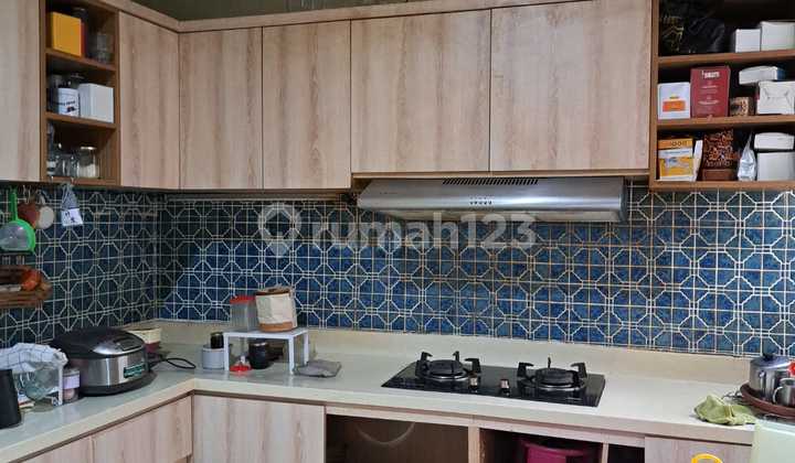 PRICE DROP Semi-furnished 2-story house in Nusaloka BSD 2