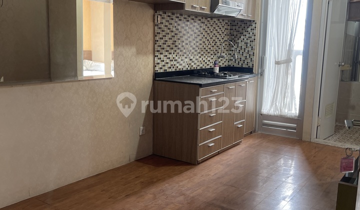 Disewakan Apartemen Green Bay Pluit 2 Br Semi Furnish