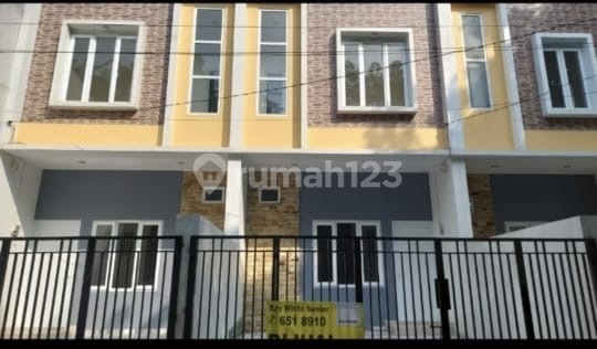 For Sale Nice House with SHM in Kelapa Gading