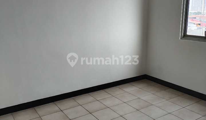 For Sale Unfurnished Gading Mediterania Apartment
