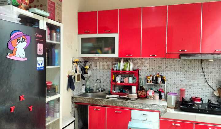 2-Story House in the Greek Cluster, Banjar Wijaya Cipondoh, Tangerang 2