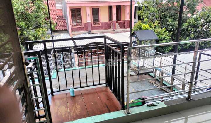 Dijual Rumah 2 Lantai Di Banjar Wijaya Kota Tangerang 2