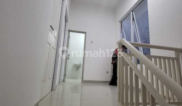 Rumah Bagus Lokasi Strategis & sudah SHM di Serpong Grand Park 2