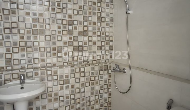 Good Rental House in Villa Melati Mas, South Tangerang 2