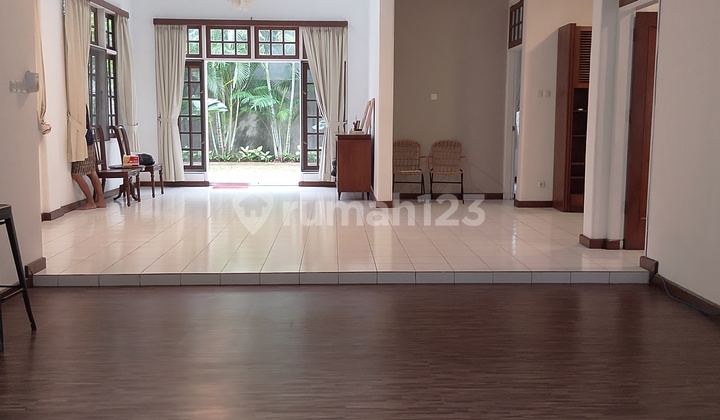 Siap Huni, Rumah, 2 Lantai, SHM, Dekat Akses MRT, di Cilandak