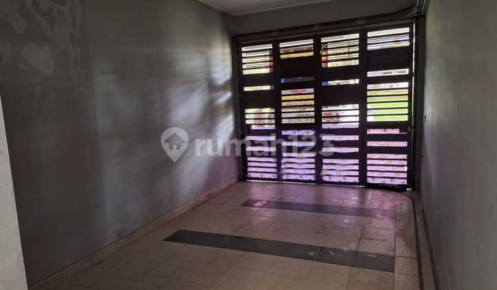 Nice 2-Storey Rental House in BSD Foresta, Tangerang Nice 2-Storey Rental House in BSD Foresta, Tangerang