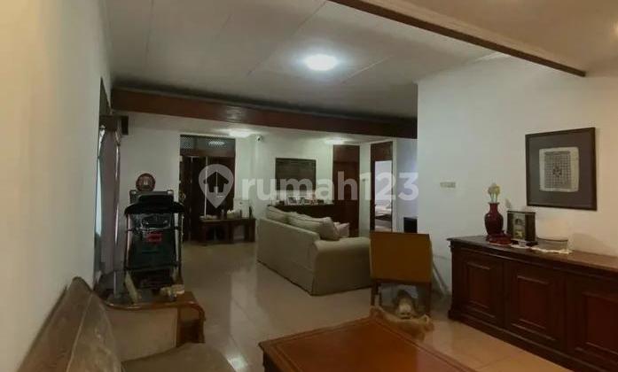 Turun Harga!! Jual Cepat Rumah Mewah Strategis di Cempaka Putih Tengah Jakpus