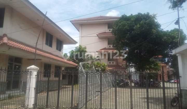 Dijual Cepat Gedung Ex Kampus 4 Lantai D Jatiwaringin Bekasi