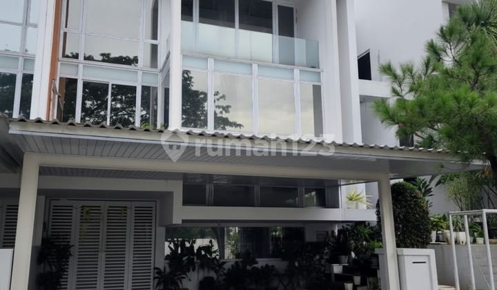 Rumah Semi Furnished di Lokasi Cluster Harapan Indah (13714 Oc) 2