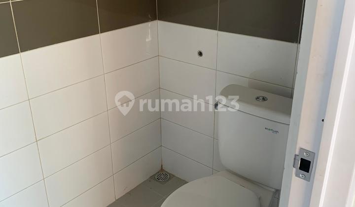 Single-Story Cluster House in Grand Duta City in Neat Condition (73551 Dk) 2