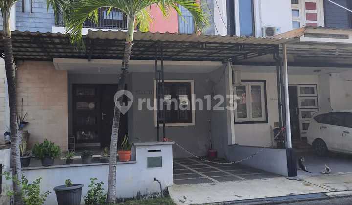Rumah Modern Dua Lantai di Harapan Indah 2 yang Nyaman (13670 Ds) 1