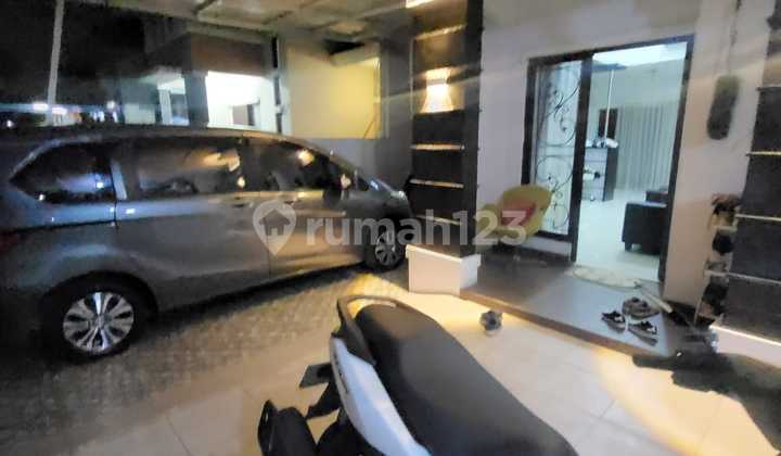 Rumah Bagus Full Furnished, Cluster Aralia, Harapan Indah Bekasi