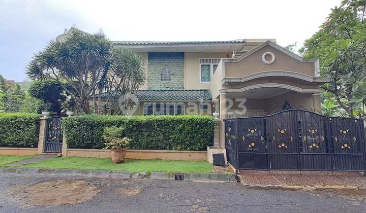 Rumah Hoek 2 Lantai di Taman Modern Cakung, Jakarta Timur