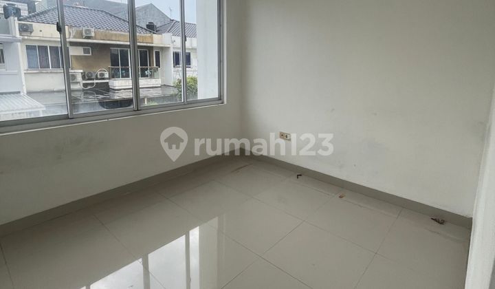 Rumah 5 Kamar, Dalam Cluster di Grand Galaxy Bekasi Selatan 2