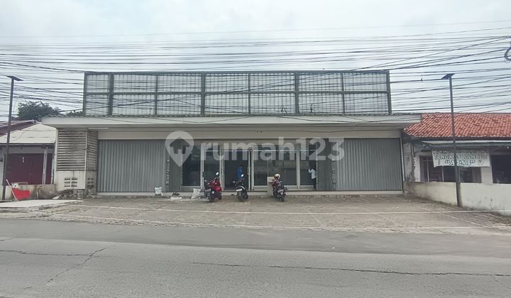 Ruko Gandeng 3, Ex Mini Market Di Mustika Jaya Kota, Bekasi