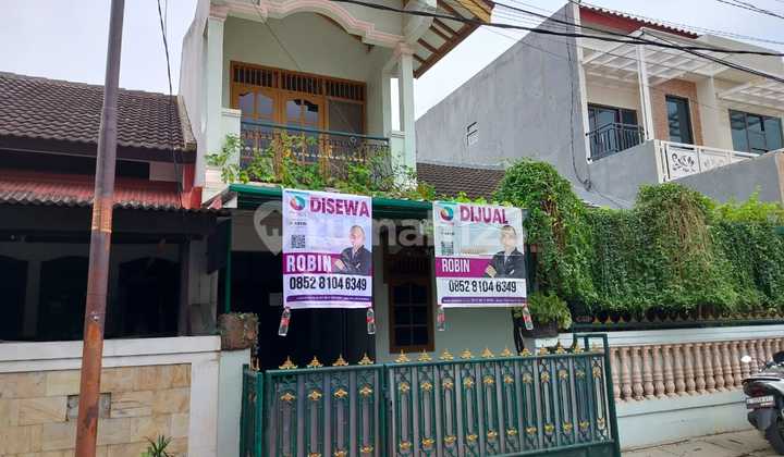 Rumah 1½ Lantai, Siap Huni di Galaxy, Bekasi Selatan 2
