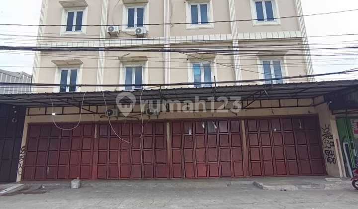 For Rent Strategic Shop House on Pengasinan Main Road, Bekasi City 2