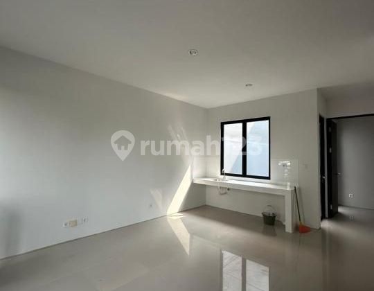 Rumah 2 Lantai di Citra Garden Puri 2