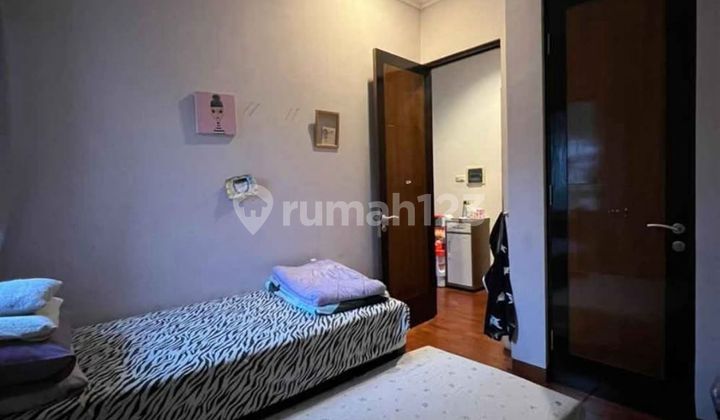 Rumah 2 Lantai Siap Huni Dijagakarsa - Semi Furnished Rumah 2 Lantai Siap Huni Dijagakarsa - Semi Furnished