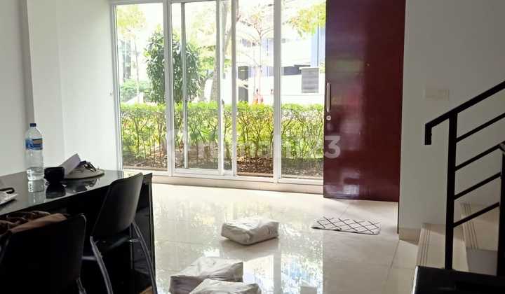 Disewakan Dan Dijual Town House Puri Mansion Kembangan Jakarta Barat.  2
