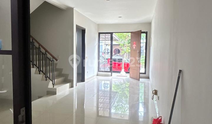 For Rent Green Lake City Cluster East Asia Best Price 4+1 Bedroom Highly Sought-After Unit For Rent Green Lake City Cluster East Asia Best Price 4+1 Bedroom Highly Sought-After Unit