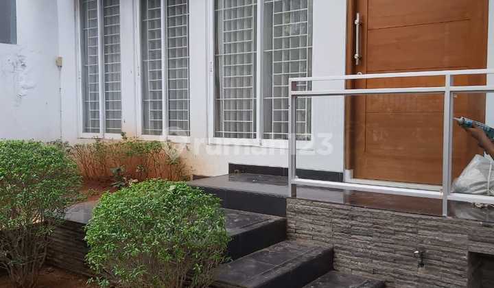For Sale 2-Story House in Taman Semanan Indah Fully Furnished Ready to Occupancy Good 2