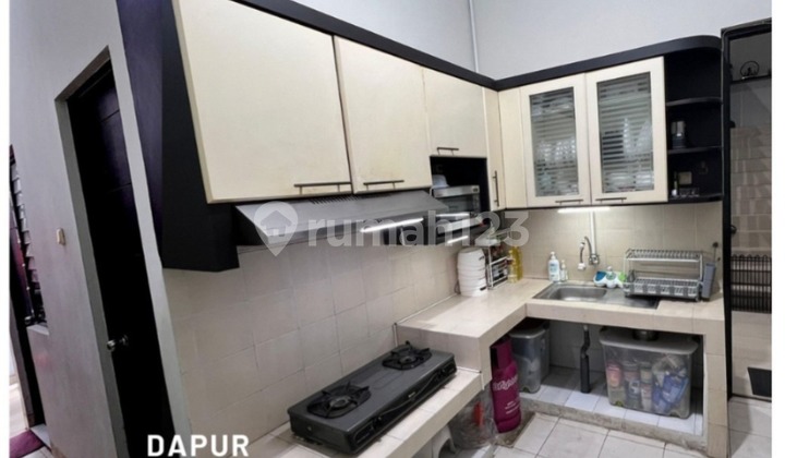 Rumah 2 Lantai Bebas Banjir di Graha Santoso, Rungkut