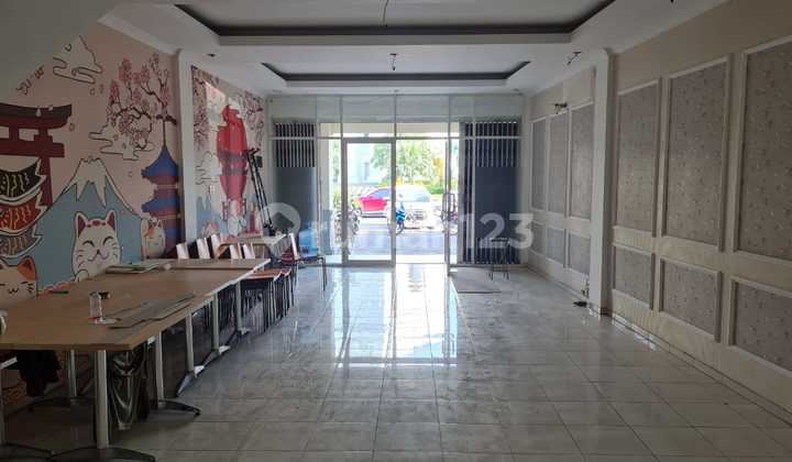 LOWERING PRICE... PARIS JUNCTION SHOPHOUSE BUKIT MAS TOURISM 2