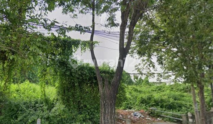 STRATEGIC COMMERCIAL LAND ON VETERAN AVENUE ACROSS FROM SHELL GRESIK