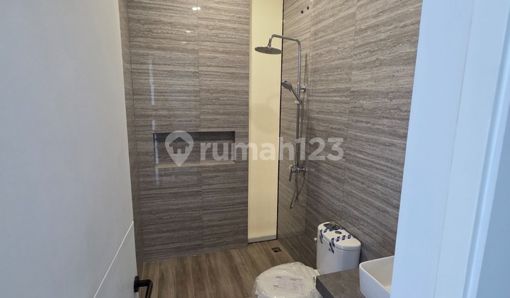 Rumah 2 Lantai Modern Minimalis, Premium Quality di Pandugo Timur 2