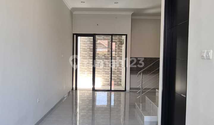 2 Unit Rumah Baru Gress 2 Lantai Klampis Semolo, Surabaya Timur 2