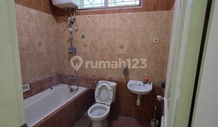 Bangunan untuk Tempat Tinggal/Usaha Perum. Deltasari Baru 2