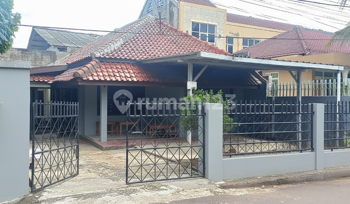 For Rent House Large Land In The Middle Of Bogor City For Rent House Large Land In The Middle Of Bogor City