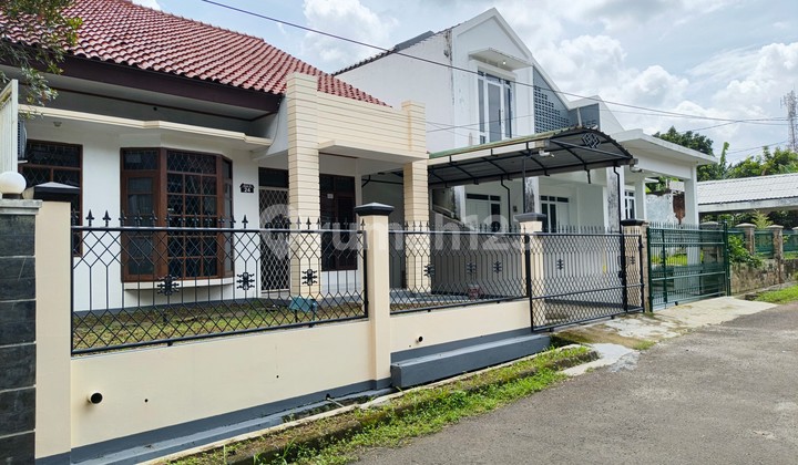 Dijual Rumah Cantik Siap Huni Lahan Luas di Bukit Cimanggu City Dekat Tol 2