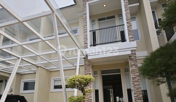 Rumah Cantik 2 Lantai Fully Furnished Bukit Cimanggu City Bogor 2