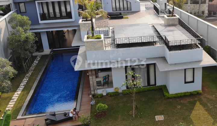 Rumah Mewah Tanah Luas Ada Swimming Pool di Raffles Hills Cibubur