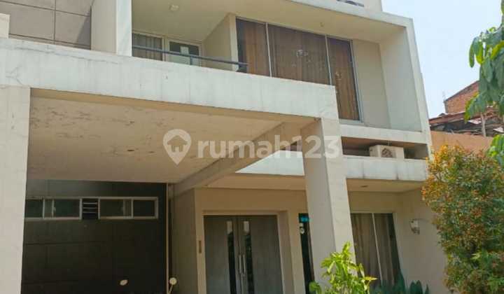 Rumah Modern Minimalis Siap Huni Di Raffles Hills Cibubur Rumah Modern Minimalis Siap Huni Di Raffles Hills Cibubur