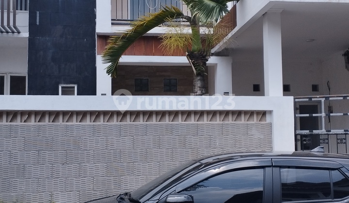 Rumah 2 Lantai Dalam Cluster Di Raffles Hills Cibubur Rumah 2 Lantai Dalam Cluster Di Raffles Hills Cibubur