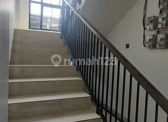 Premium New Building for Rent in Kranggan Cibubur 2