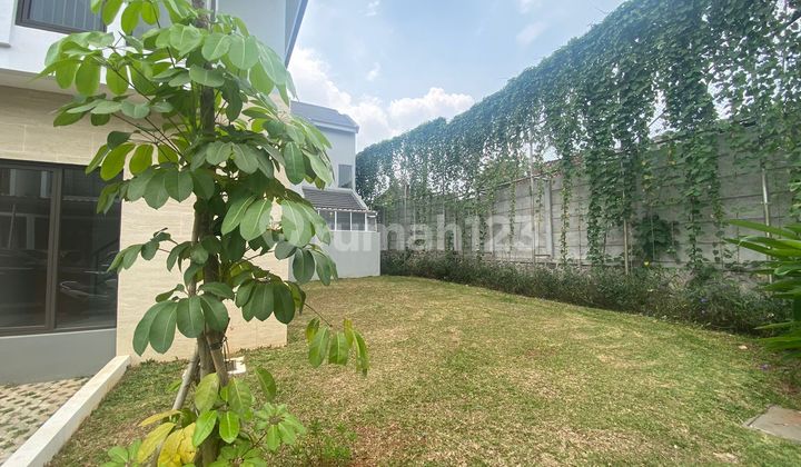 2-Storey House Ready to Occupy Hook Position In Premier Estate 2