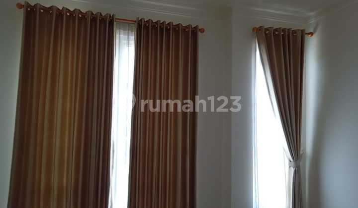 Rumah Posisi Hook Citra Gran Cibubur Like New 2