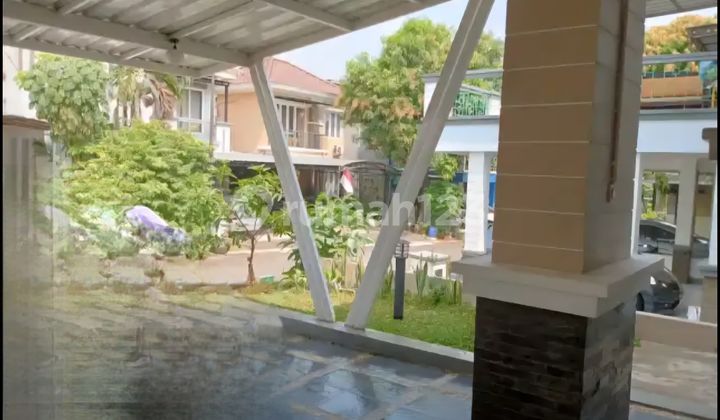 Jual Rumah Semi Furnished Ada Pool Pribadi Di Legenda Wisata 