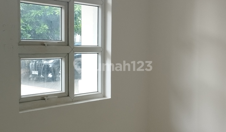 1-Story Neat House Ready to Occupy in Cibubur Country Cikeas with HGB 1-Story Neat House Ready to Occupy in Cibubur Country Cikeas with HGB