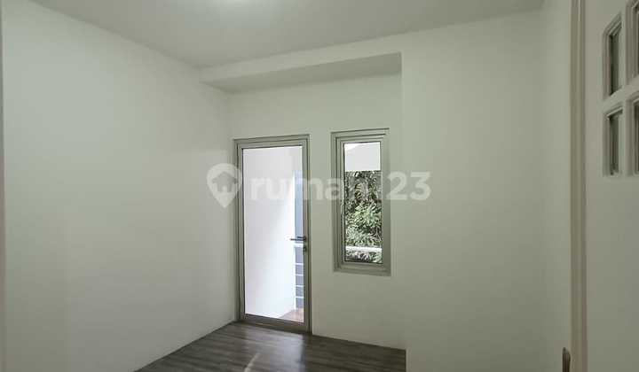 Jual Rumah 2 Lantai Siap Huni Rapih Di Raffles Hills Cibubur 2