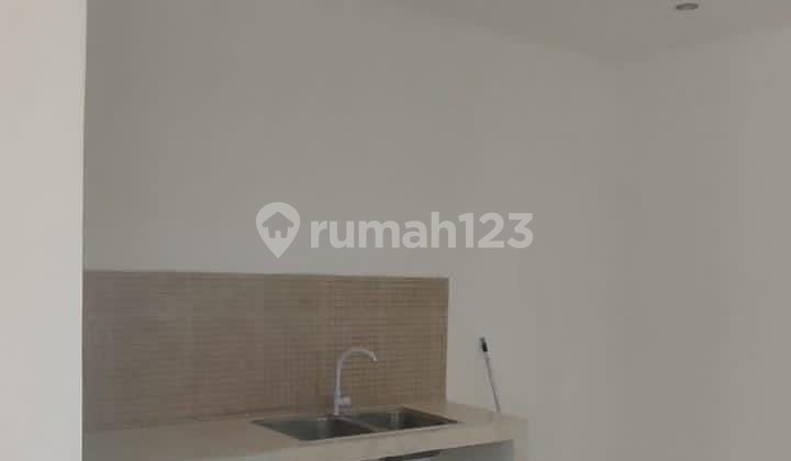 House for Sale in Kota Wisata 2