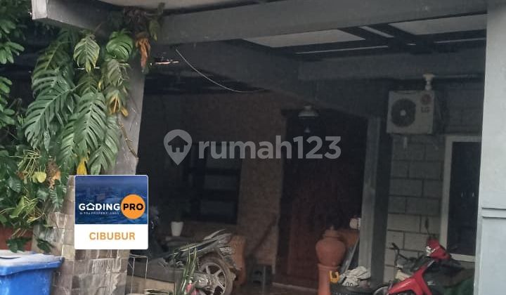 For Sale Beautiful and Neat 2-Story House in Golf Hill For Sale Beautiful and Neat 2-Story House in Golf Hill