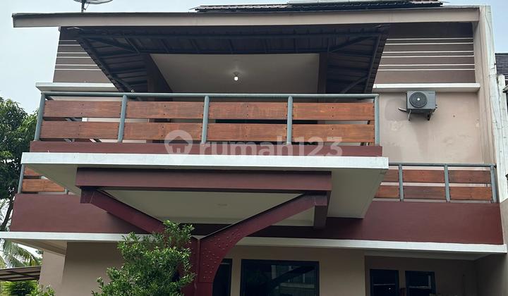 Di Jual Rumah Mewah Kotawisata